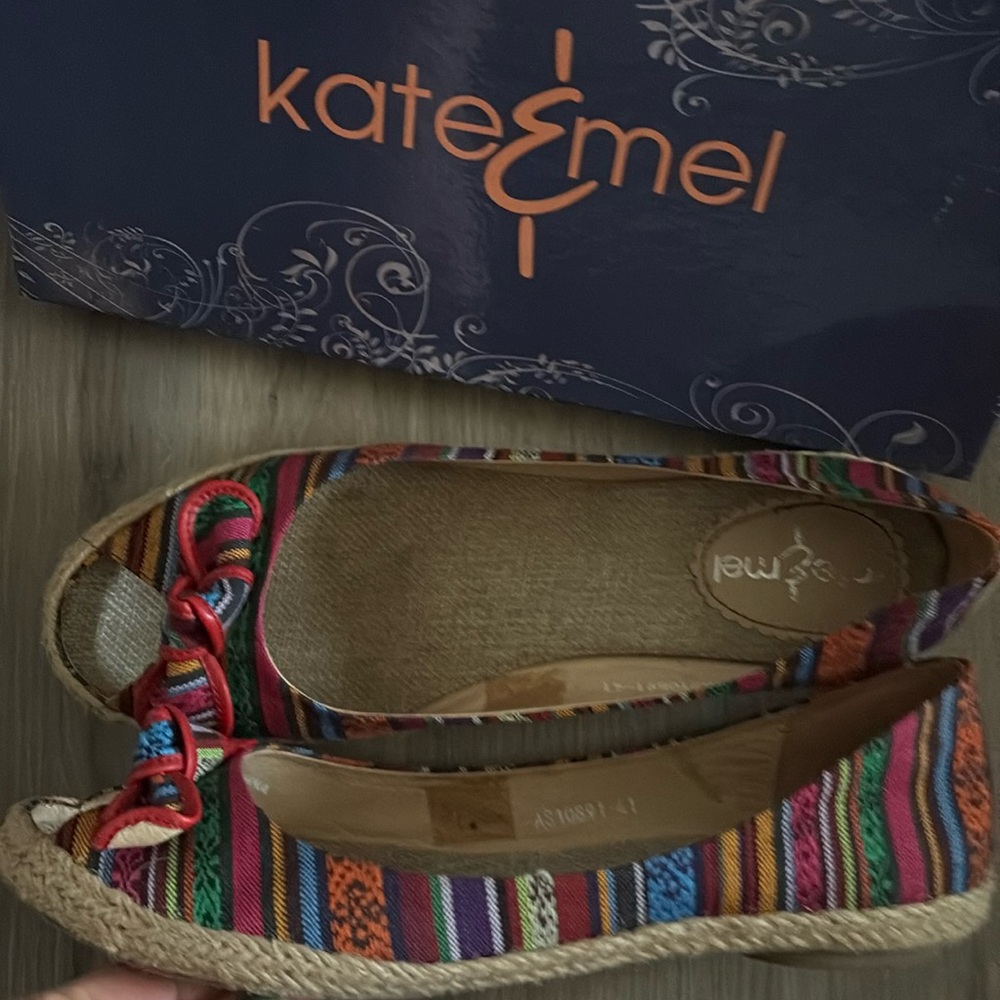 Kate & Mel peep toe flats